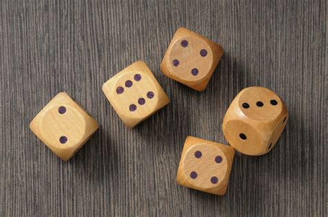 chinese liar dice game